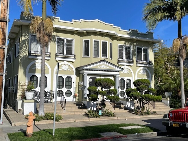 property at 25 Cherry Ave