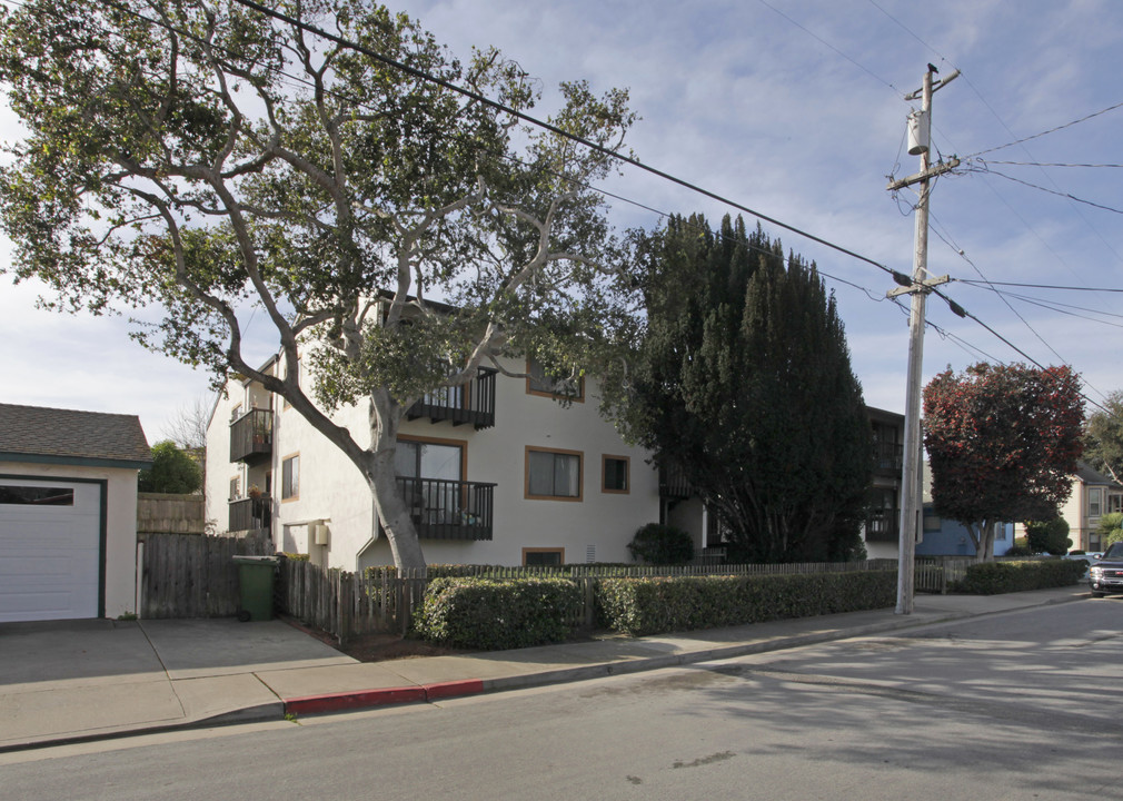 1172 1st St in Monterey, CA - Building Photo