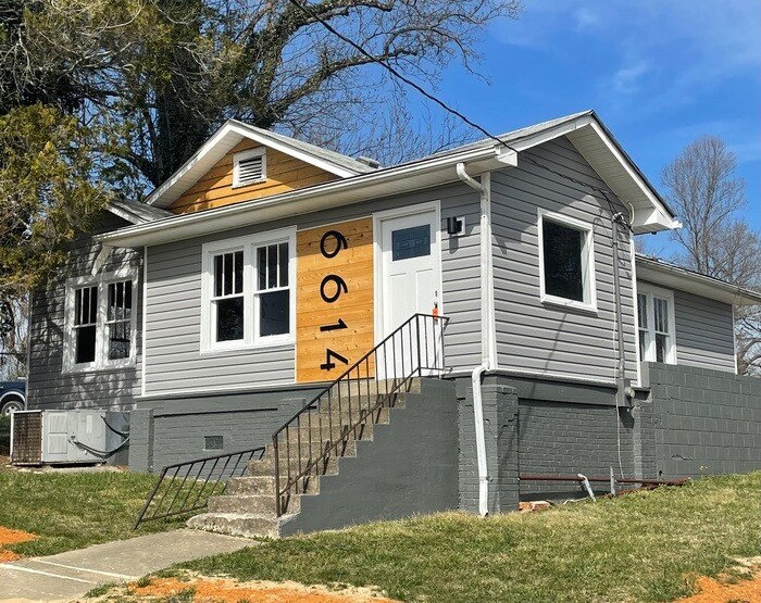 6614 Kingsport Hwy in Kingsport, TN - Building Photo