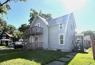 425 S Prairie Ave in Sioux Falls, SD - Building Photo - Building Photo