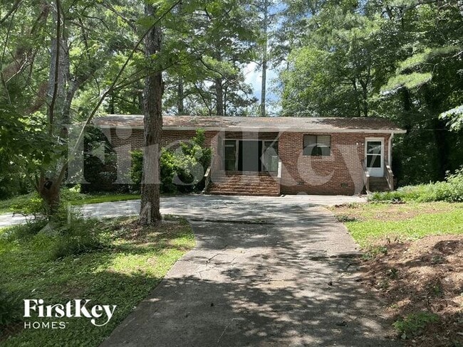 1763 Highland Pl