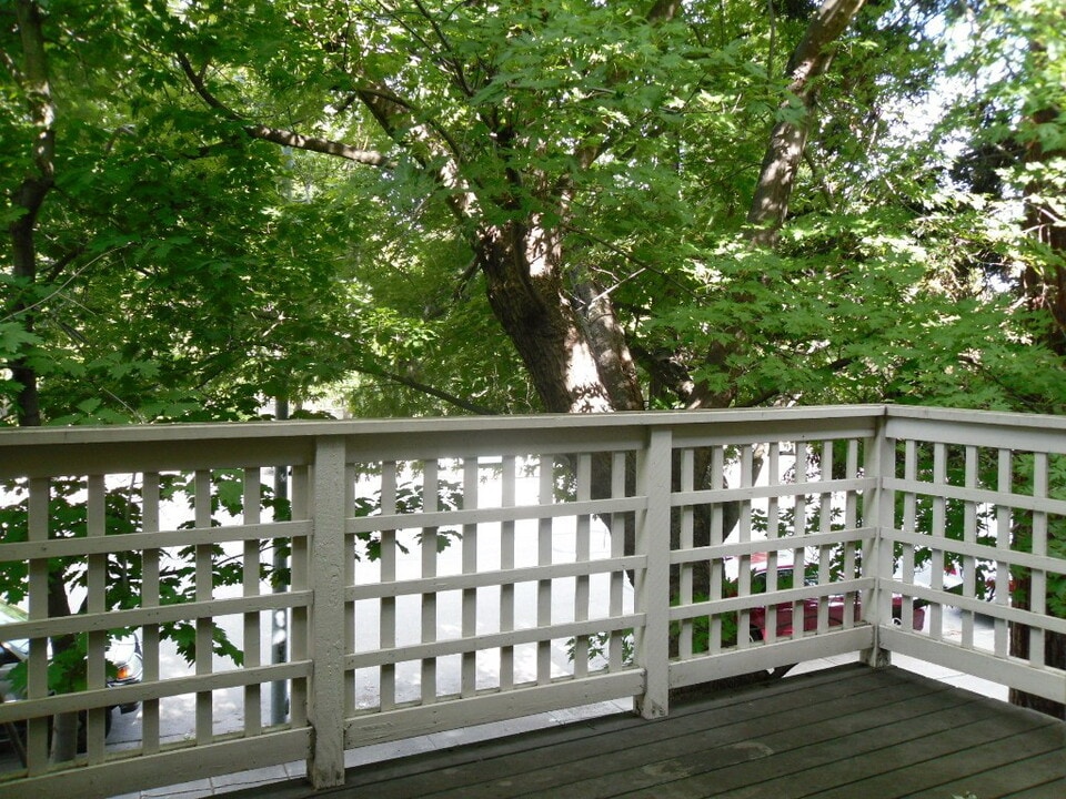 2701 Oak Rd, Unit G in Walnut Creek, CA - Building Photo