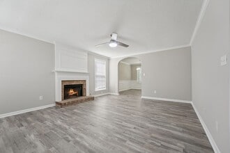 105 Leacroft Way in Durham, NC - Building Photo - Building Photo