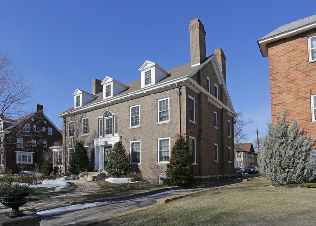 Bell House in Minneapolis, MN - Building Photo - Building Photo