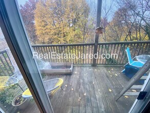 56 Calumet St, Unit 3 in Boston, MA - Foto de edificio - Building Photo