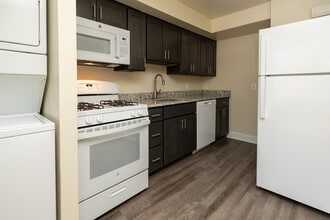 The Orchards at Severn Townhomes* in Severn, MD - Foto de edificio - Building Photo
