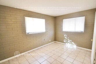 11207 W Oregon Ave in Youngtown, AZ - Building Photo - Building Photo