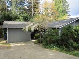 4106 66th St in Gig Harbor, WA - Building Photo