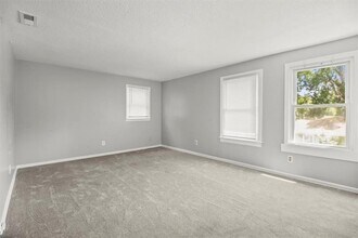 628 E Fair St, Unit A in Independence, MO - Building Photo - Building Photo