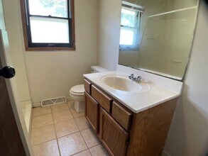 413 N Murphy Rd in Hanna City, IL - Building Photo - Building Photo