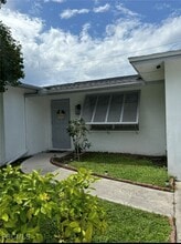 4329 New St in Ft. Myers, FL - Building Photo - Building Photo