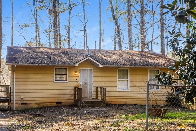 property at 5877 Bobbin Ln