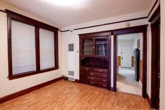 1931 W Evergreen Ave in Chicago, IL - Building Photo - Building Photo