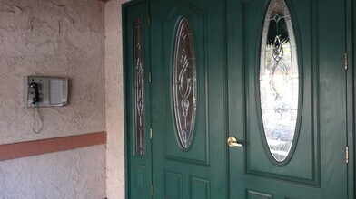 12030 Rochester Ave, Unit 110 in Los Angeles, CA - Building Photo - Building Photo