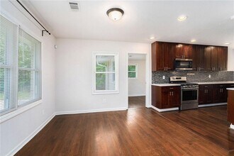 2308 Scotty Cir in Decatur, GA - Building Photo - Building Photo