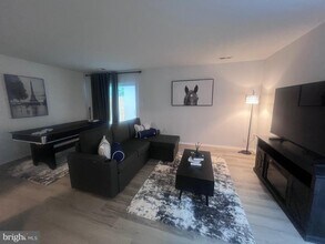 1013 Copperfield Ct in Waldorf, MD - Building Photo - Building Photo