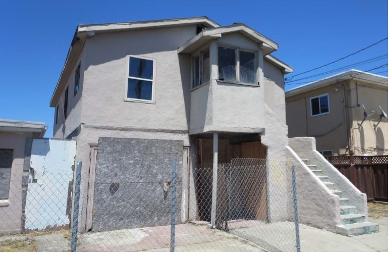 555 Grove Ave in Richmond, CA - Building Photo