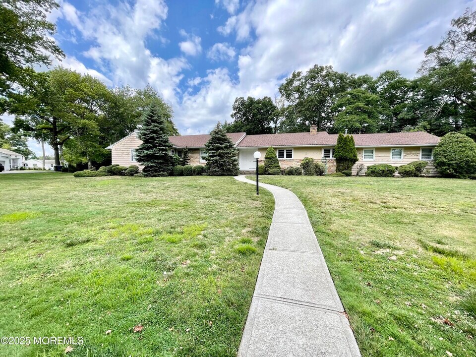5 Forest St in Deal, NJ - Building Photo