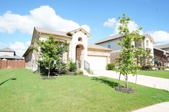 244 Albarella in Cibolo, TX - Building Photo - Building Photo
