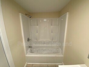 740 Oakland Ave SW in Grand Rapids, MI - Building Photo - Building Photo