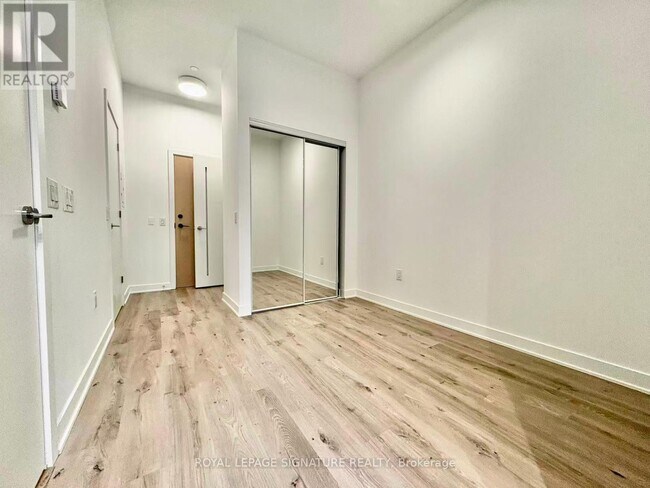 30 Dreamers Wy in Toronto, ON - Building Photo - Building Photo