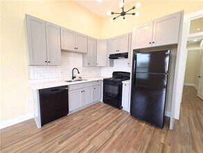 4606 Clara St in New Orleans, LA - Foto de edificio - Building Photo