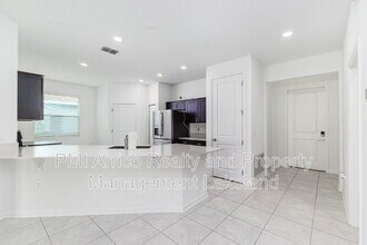 1121 Deepwater Cir in Eagle Lake, FL - Building Photo - Building Photo