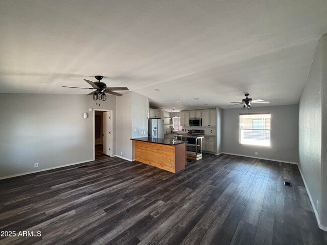 56 N Sycamore St in Florence, AZ - Building Photo - Building Photo