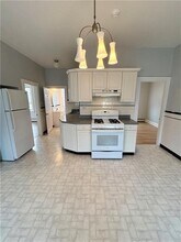 12 Fortini St in Cranston, RI - Foto de edificio - Building Photo