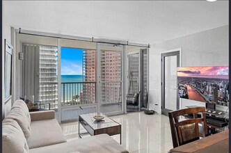 2200 NE 33rd Ave in Fort Lauderdale, FL - Building Photo - Building Photo