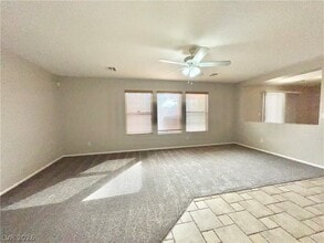 203 Del Cira Ave in Las Vegas, NV - Building Photo - Building Photo