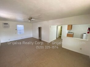 4025 E Montecito St in Tucson, AZ - Building Photo - Building Photo