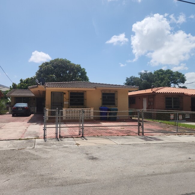 property at 828 NW 32nd Pl