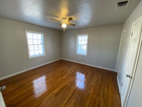 2405 22nd St in Lubbock, TX - Building Photo - Building Photo