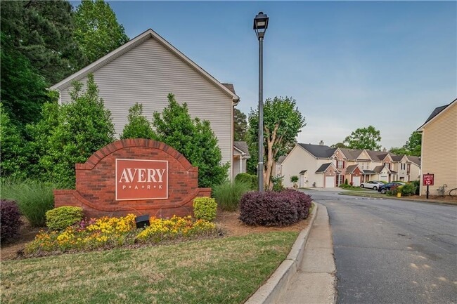 property at 2620 Avery Park Cir