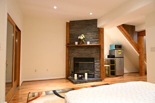711 Marianne Ln in Catonsville, MD - Building Photo