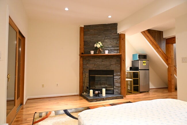 property at 711 Marianne Ln