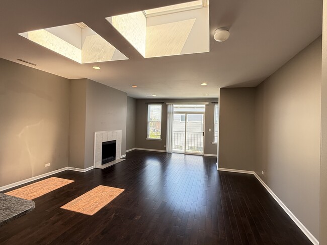 3516 N Sheffield Ave in Chicago, IL - Building Photo - Building Photo
