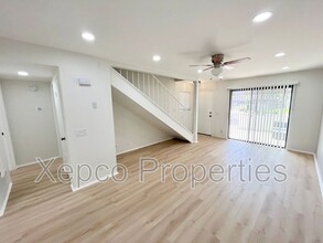 34097 Emily Way in Rancho Mirage, CA - Foto de edificio - Building Photo