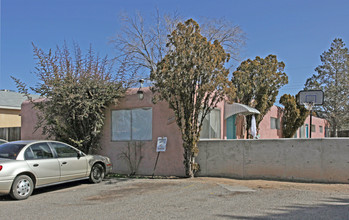 510-512 Mesilla St SE in Albuquerque, NM - Building Photo - Building Photo