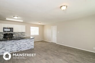 223 Brook Cir in Krum, TX - Building Photo - Building Photo