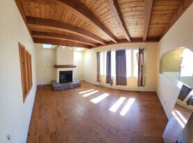 603 Luneta Dr in San Luis Obispo, CA - Building Photo