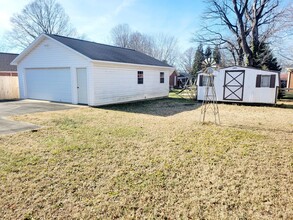 807 Everett St in Burlington, NC - Building Photo - Building Photo