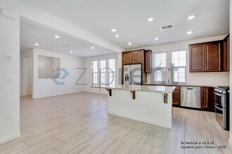 9315 Mystic Lake Alley in Sacramento, CA - Building Photo - Building Photo