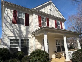 9315 Rosalyn Glen Rd in Cornelius, NC - Building Photo