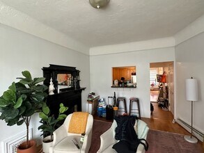 477 Beacon St, Unit 2 in Boston, MA - Foto de edificio - Building Photo