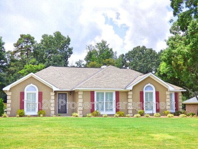 2723 Summerfield Pl in Phenix City, AL - Building Photo - Building Photo