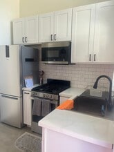 2183 Harrison Ave in San Diego, CA - Foto de edificio - Building Photo
