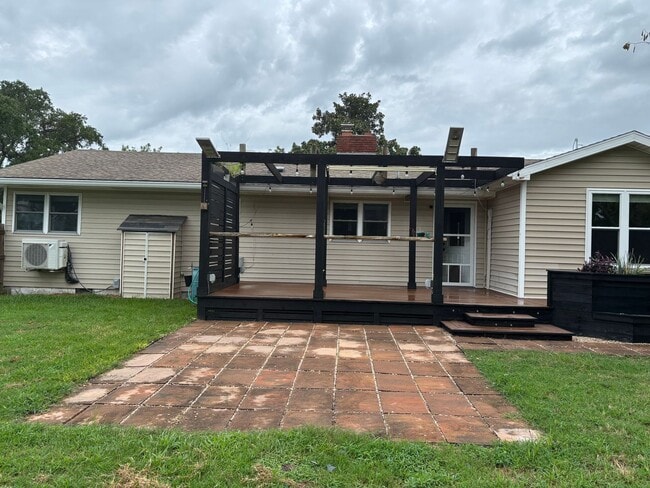 property at 114 Crescent Dr