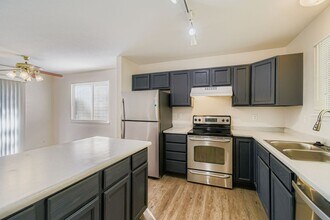10550 Madison Way in Northglenn, CO - Building Photo - Building Photo